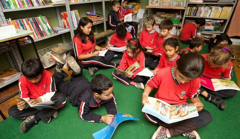 Guia Digital do PNLD Obras Literárias já está disponível para os anos iniciais do ensino fundamental
