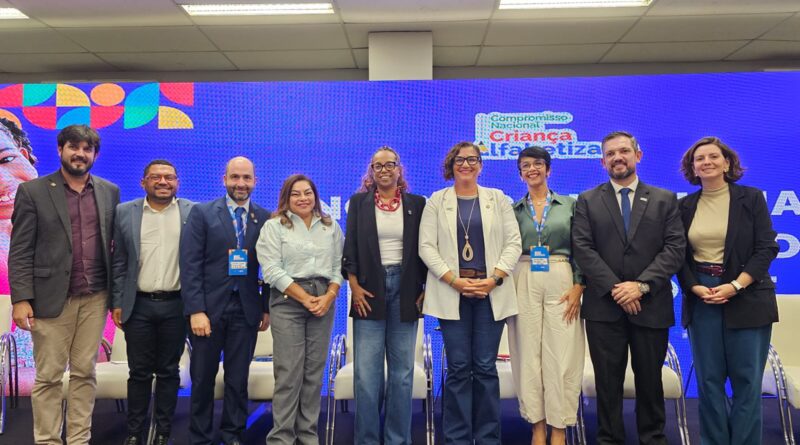 Em encontro de municípios de médio e grande porte, Undime reforça a importância da cooperação federativa