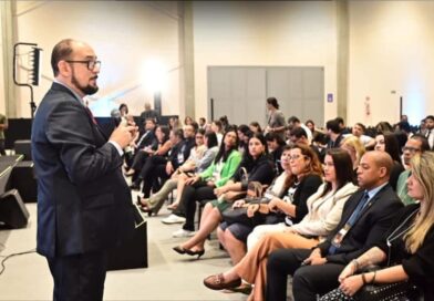 Ricardo Berbel representa a Undime Bahia no CONGOV 2026 e destaca a educação como foco dos investimentos públicos