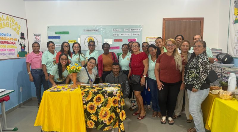 Jitaúna no Médio Rio de Contas realiza primeiro encontro formativo para elaboração dos Projetos Político-Pedagógicos das Escolas Unidocentes do Campo